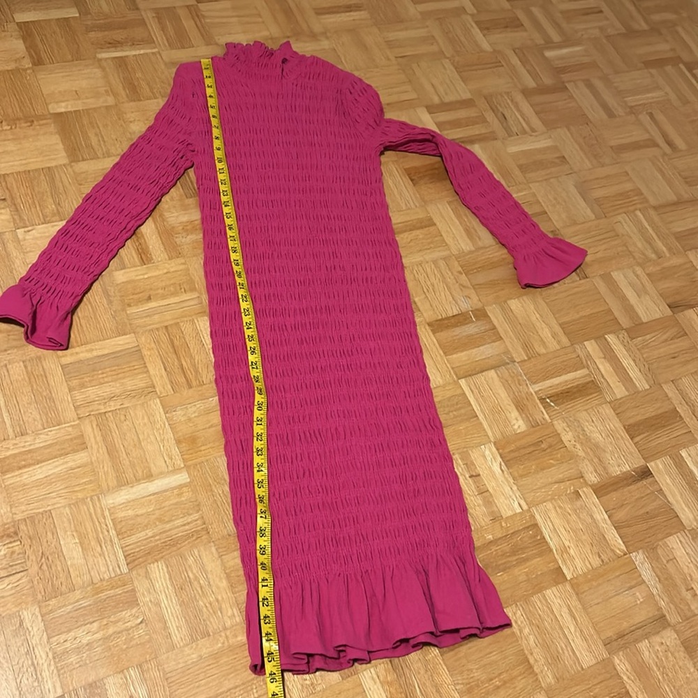 Never fully dressed. - Picture 9 of 12